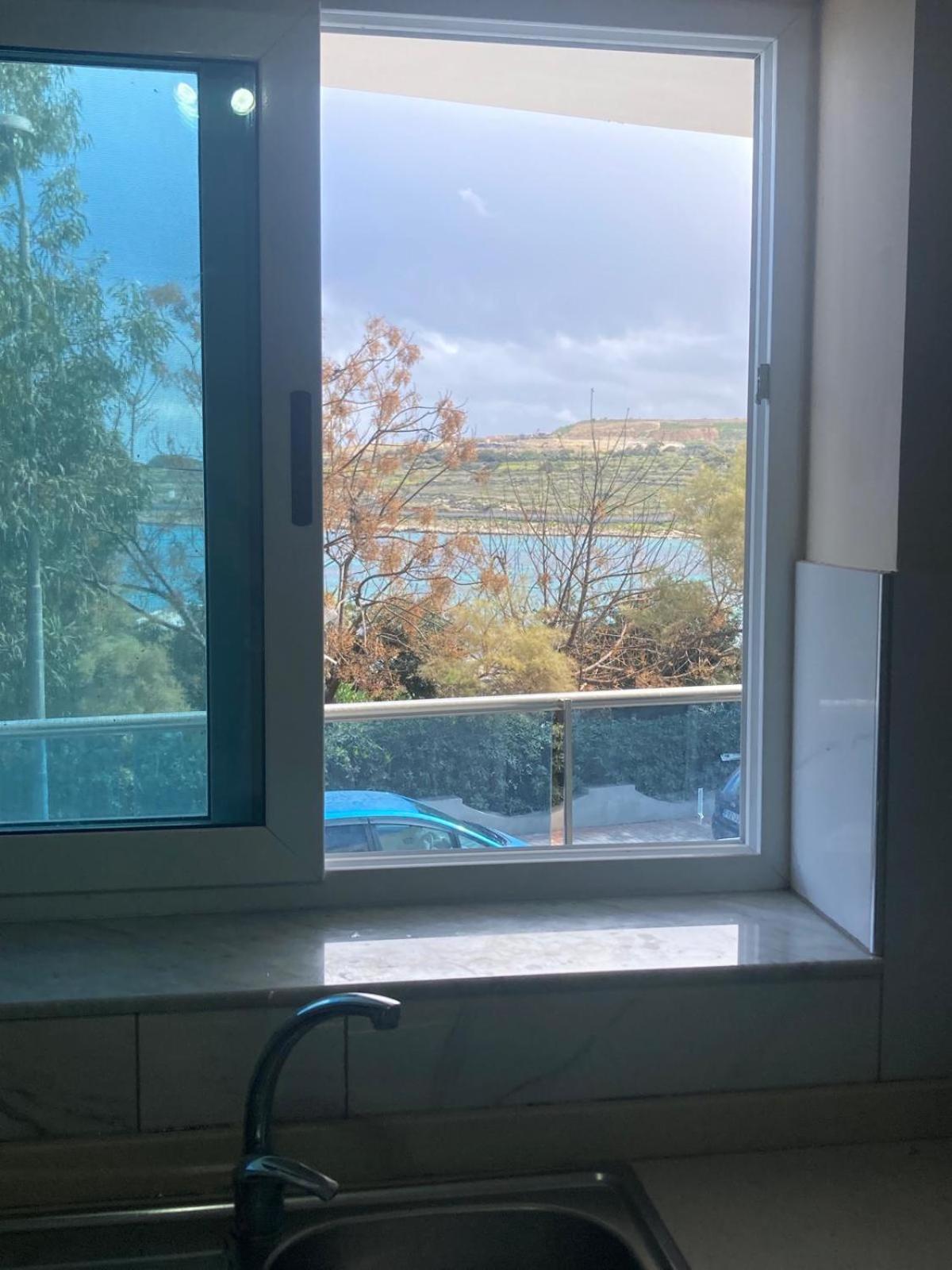 Sunrise Bay - Frontline Sea Views