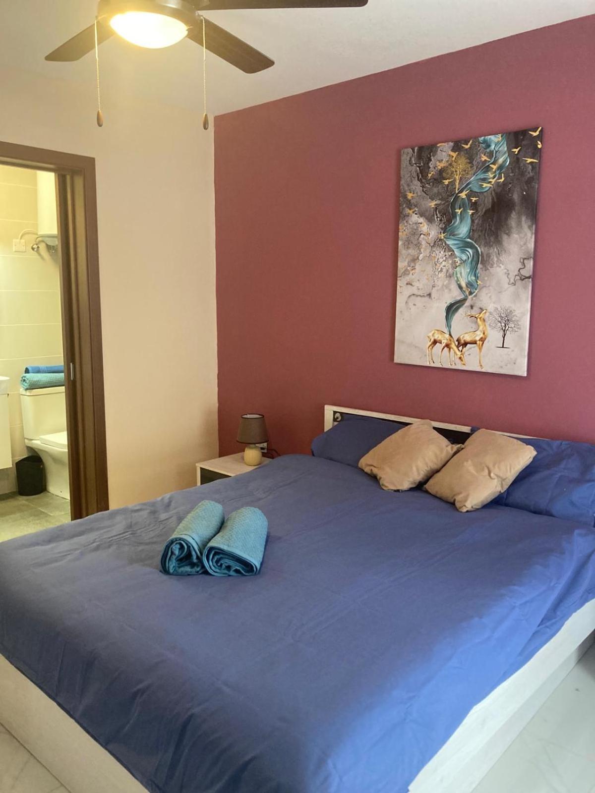 Apartment Sunrise Bay - Frontline Sea Views
