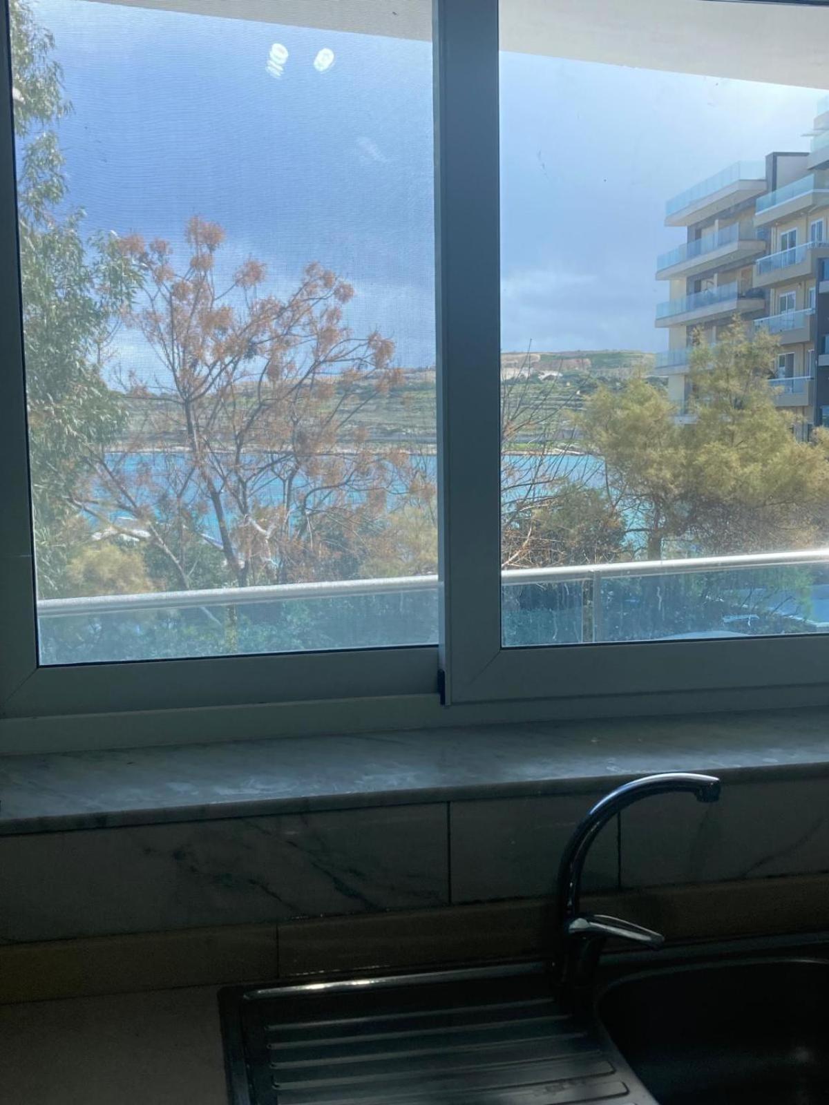 Sunrise Bay - Frontline Sea Views *