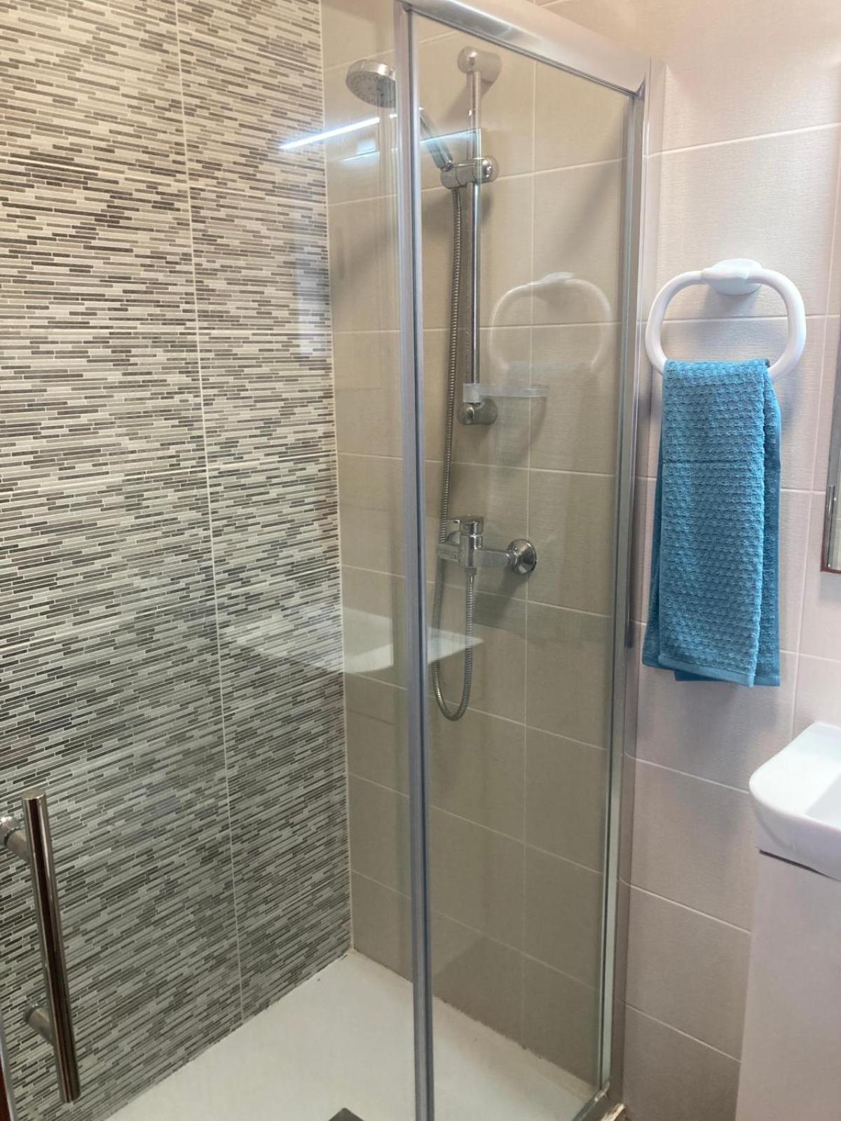 Sunrise Bay - Frontline Sea Views Apartment