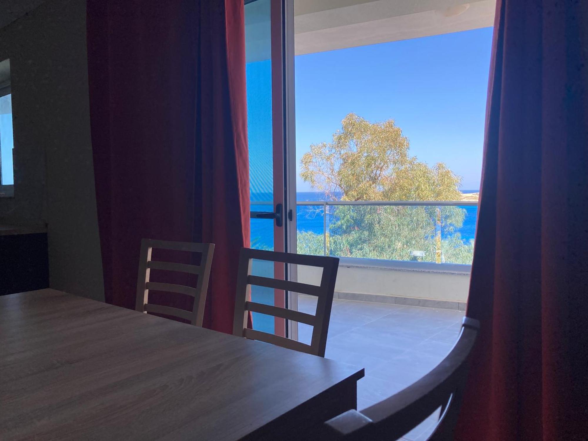 Sunrise Bay - Frontline Sea Views Apartment