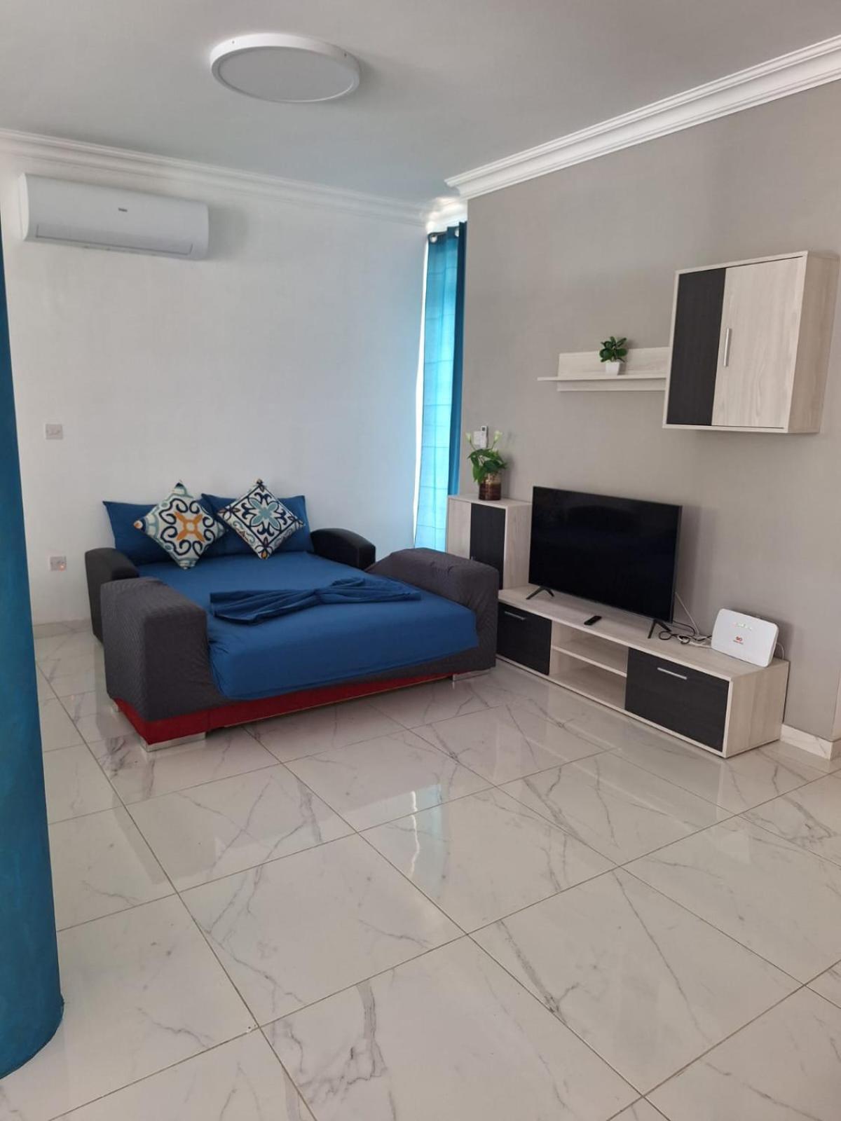 Sunrise Bay - Frontline Sea Views *
