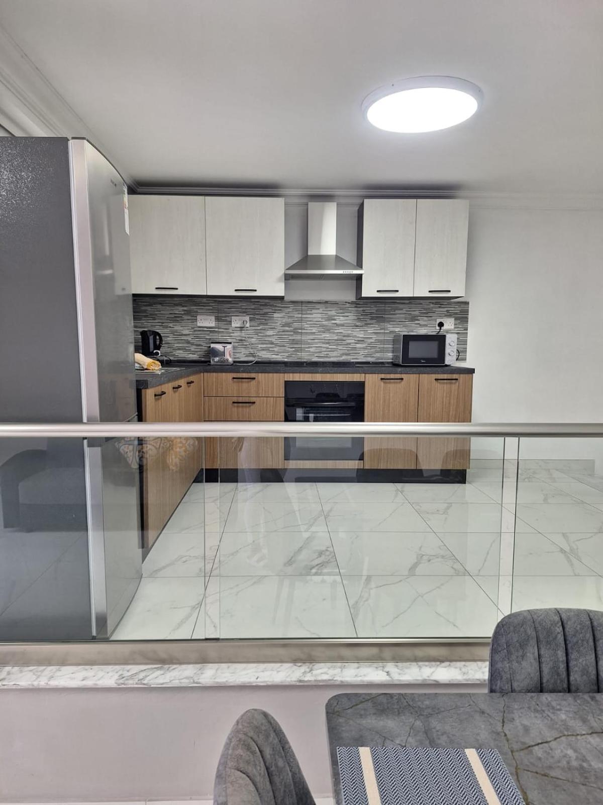Sunrise Bay - Frontline Sea Views Apartment *